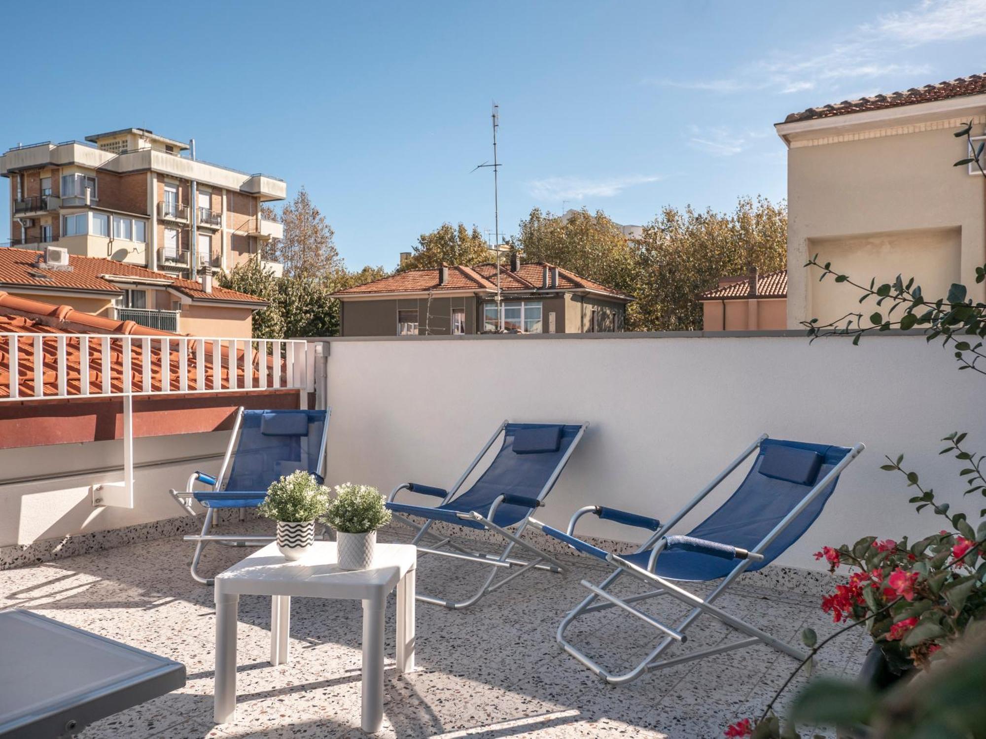 Zuara9Room Rimini Dış mekan fotoğraf