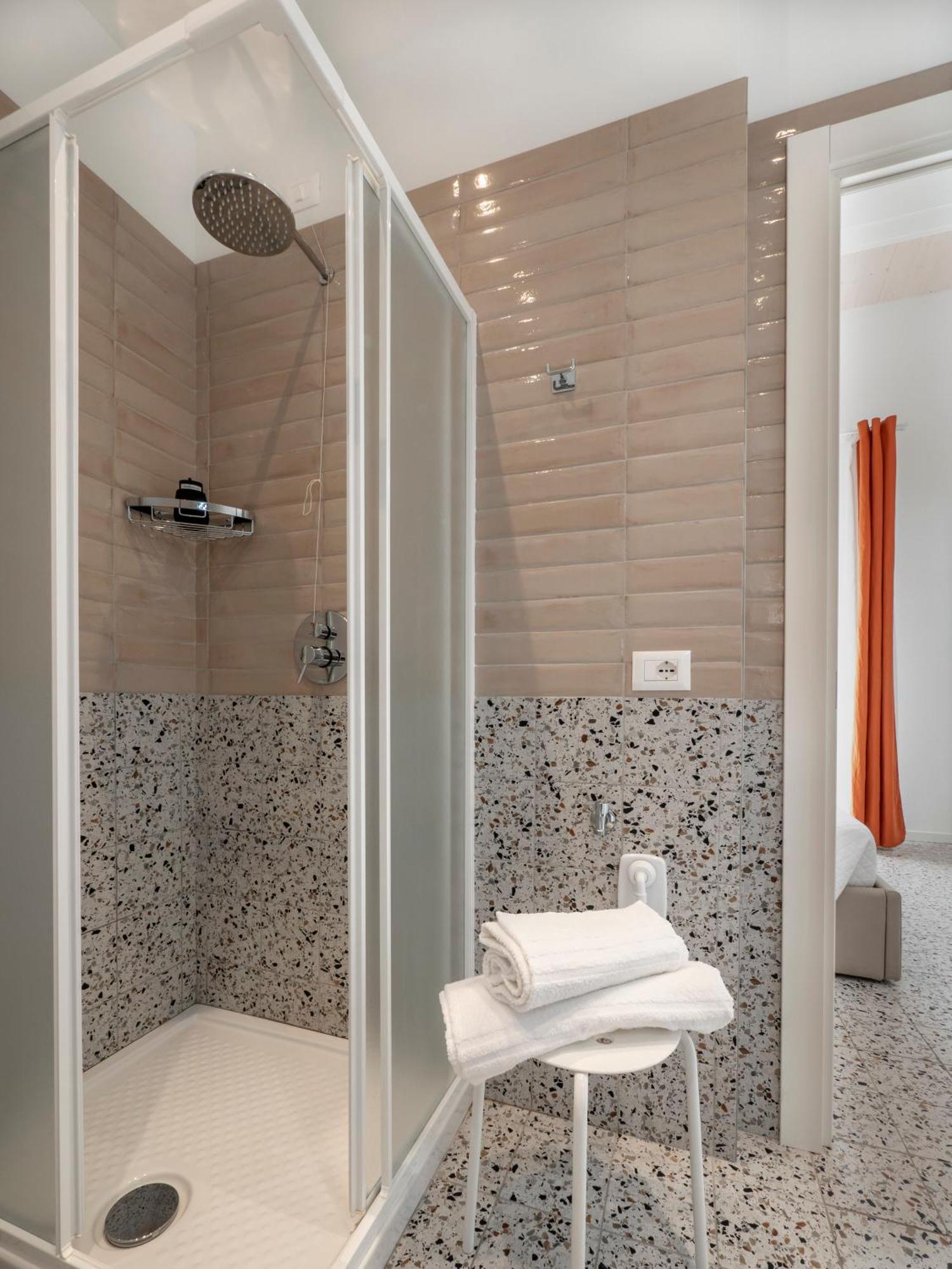 Zuara9Room Rimini Dış mekan fotoğraf